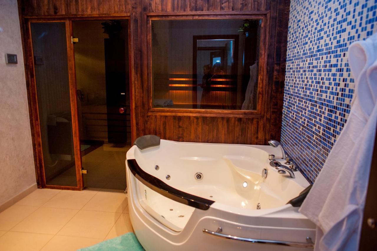 Skyhouse Riga Amazing Penthouse And Spa エクステリア 写真
